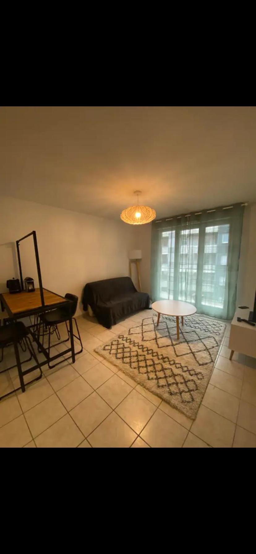 Appartement Calme Centre Ville Avec Place Parking 리모주 외부 사진